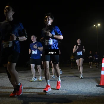 Runner Photo 7569470