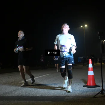 Runner Photo 7569497