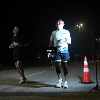 Runner Photo 7569501