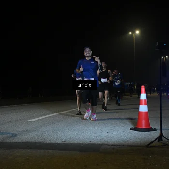 Runner Photo 7569553