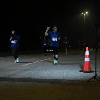 Runner Photo 7569601