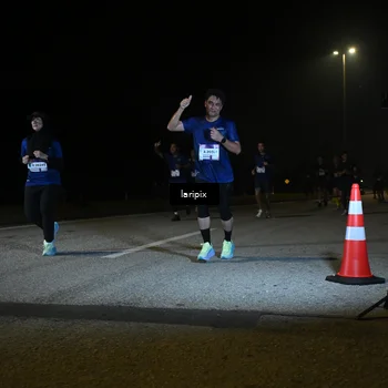 Runner Photo 7569602