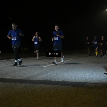 Runner Photo 7569605