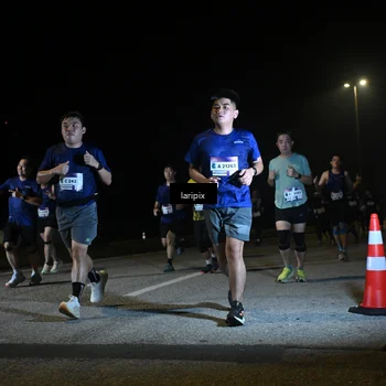 Runner Photo 7569653