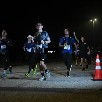 Runner Photo 7569690
