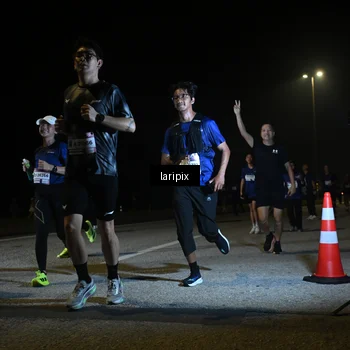 Runner Photo 7569697
