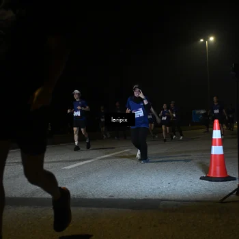 Runner Photo 7569705