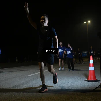 Runner Photo 7569708