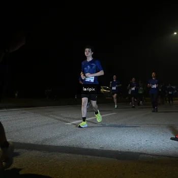 Runner Photo 7569741