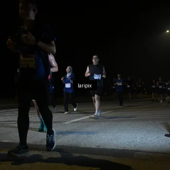 Runner Photo 7569776