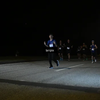 Runner Photo 7569796