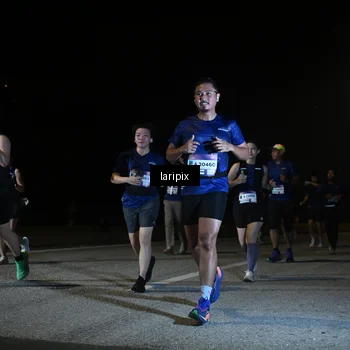 Runner Photo 7569813