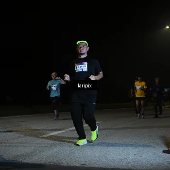 Runner Photo 7569856
