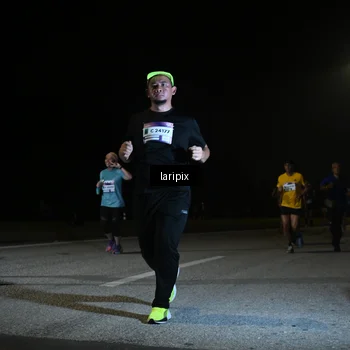 Runner Photo 7569862