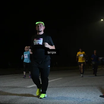 Runner Photo 7569863
