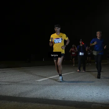 Runner Photo 7569874
