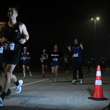 Runner Photo 7569896