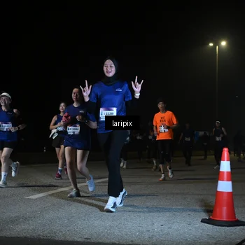Runner Photo 7569899