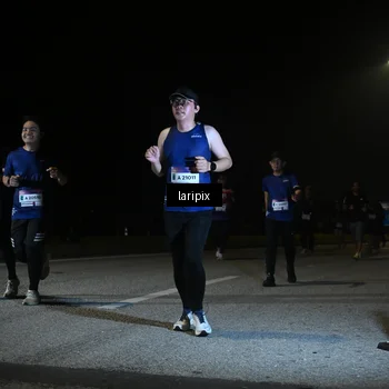 Runner Photo 7569910