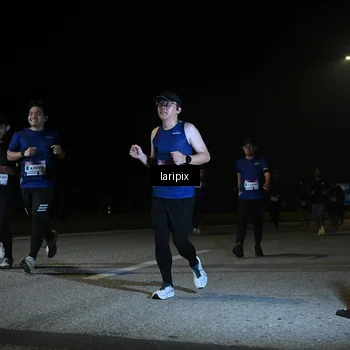 Runner Photo 7569914
