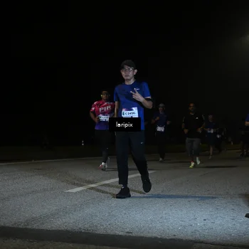 Runner Photo 7569923