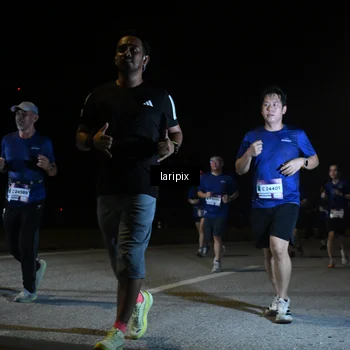 Runner Photo 7569932