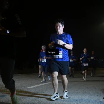 Runner Photo 7569935
