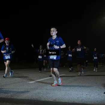 Runner Photo 7569937
