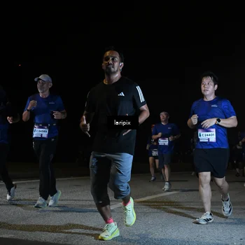 Runner Photo 7569938