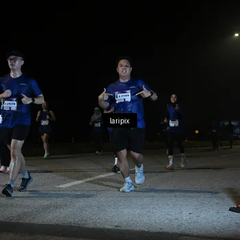 Runner Photo 7569957