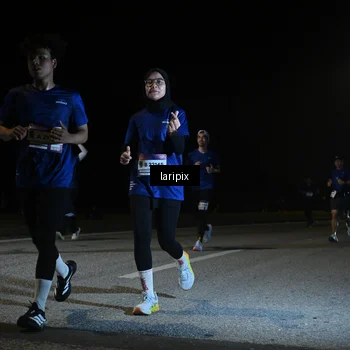 Runner Photo 7569962