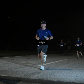 Runner Photo 7569968