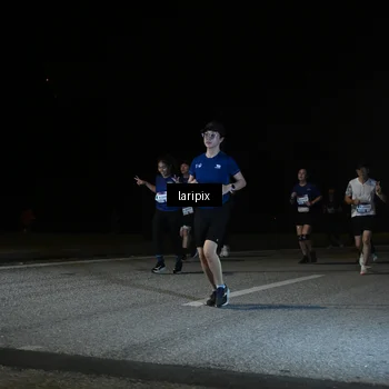Runner Photo 7569976