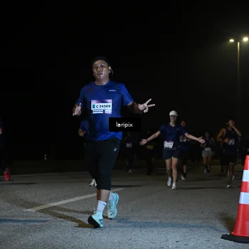 Runner Photo 7569995