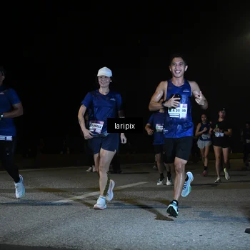 Runner Photo 7570003