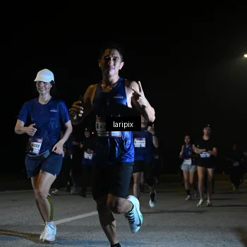 Runner Photo 7570009