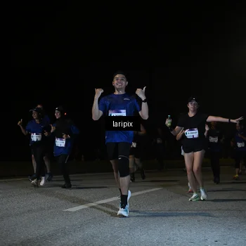 Runner Photo 7570014