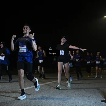 Runner Photo 7570019