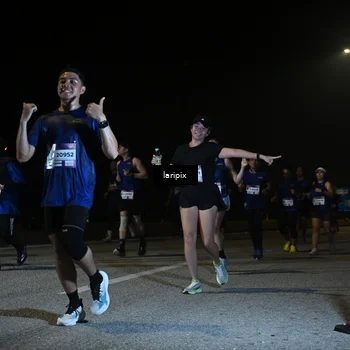 Runner Photo 7570021