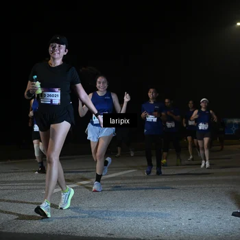 Runner Photo 7570027