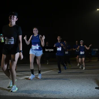 Runner Photo 7570030