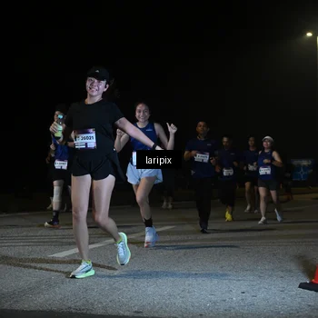Runner Photo 7570033