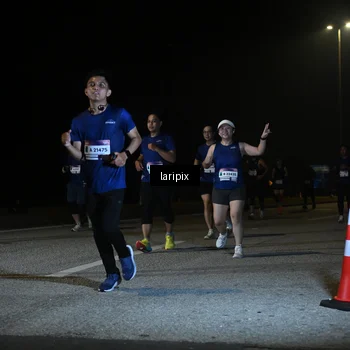 Runner Photo 7570042