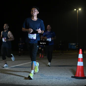 Runner Photo 7570066