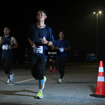 Runner Photo 7570084
