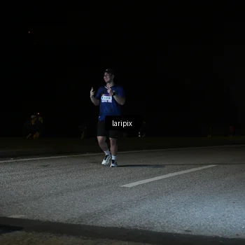 Runner Photo 7570099