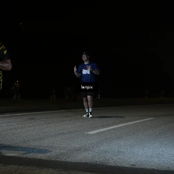 Runner Photo 7570102