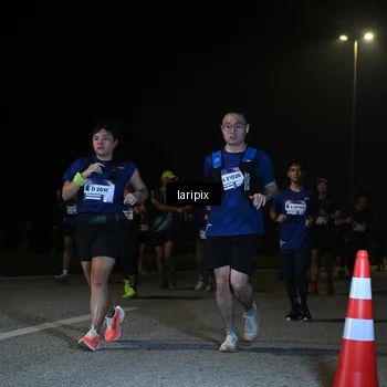 Runner Photo 7570110