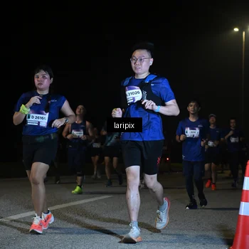 Runner Photo 7570115