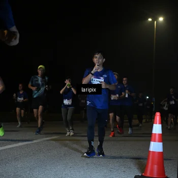 Runner Photo 7570116